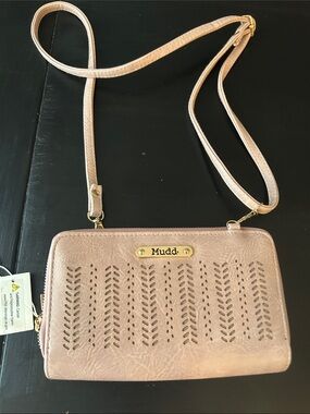 Mudd Blush Pink Crossbody Wallet with Laser Cut Detail